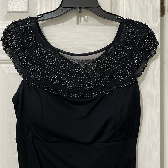 Navy blue long formal dress - Picture 4 of 5